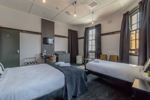 Royal Hotel Ryde - Accommodation Asia 3