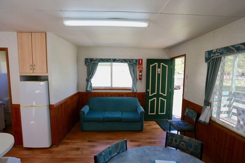 Jenolan Holiday Park - Campsite - Accommodation Guide 6