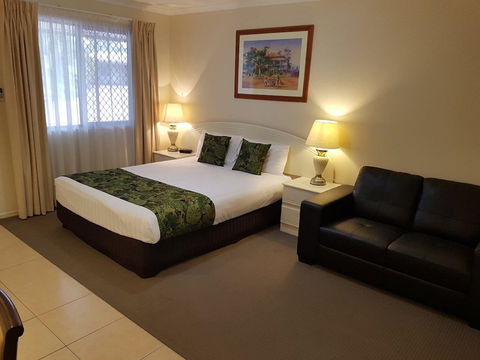 The Palms Motel - Accommodation Guide 0