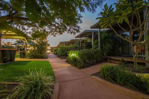Best Western Plus The Ranges Karratha - Accommodation Asia 5