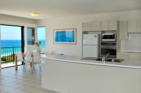 Your Home From Home With Ocean Views - Accommodation Guide 5
