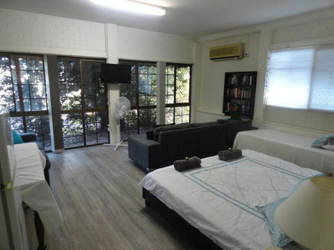 Cleveland B & B Private Studio Room - Accommodation Asia 3