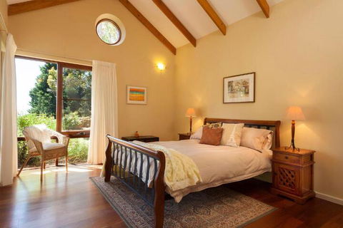 Innisfree Mountain Retreat - Accommodation Asia 3