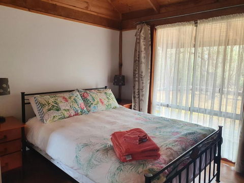 Gaddleen Grove Cottages - Accommodation Asia 3
