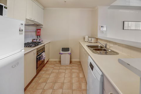 Southbank Tower Apartments - Accommodation Asia 1