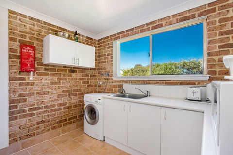 Chez Boulders - Accommodation Guide 2