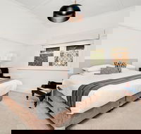 Newcastle Executive Homes - Cooks Hill Cottage - Accommodation Asia