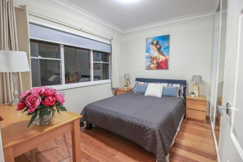 Bundeena Base Holiday Home - Accommodation Guide 2