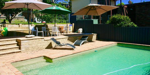 Bundeena Base Holiday Home - Accommodation Guide 1