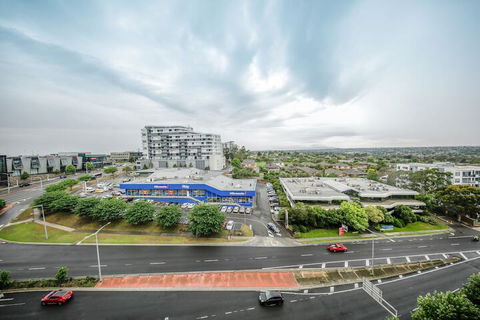 Wisdom Apartments In Doncaster - Accommodation Asia 0