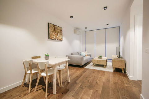 Wisdom Apartments In Doncaster - Accommodation Asia 1