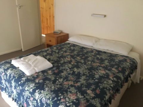 Ovensview On Riverside - Accommodation Asia 1