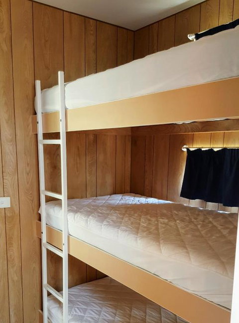 Getaway Tourist Park - Accommodation Guide 1