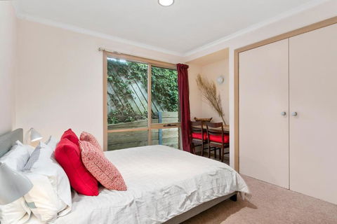 Rye Coastal Getaway - Accommodation Guide 6