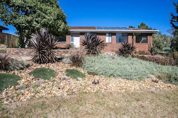 Fairhills - Beautifully Styled - Accommodation Guide 0