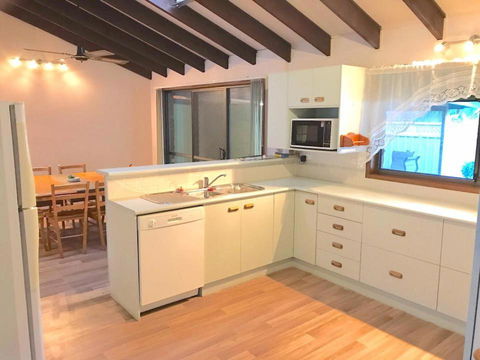Kokomo - Accommodation Asia 2