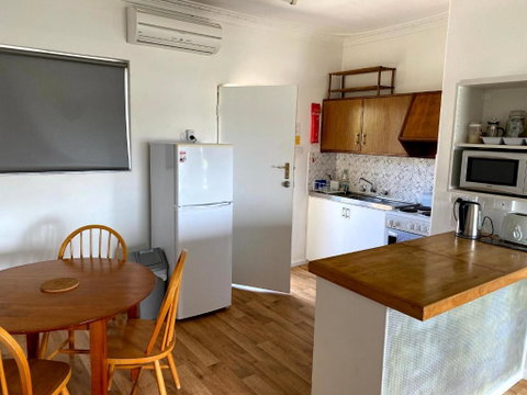 Waldeck Heights - Accommodation Guide 5