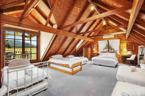 Cants Cottage - Accommodation Guide 5