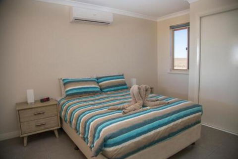 Peoples Park - Accommodation Asia 5