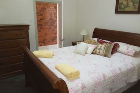 Forrest St Apartments - Accommodation Guide 0