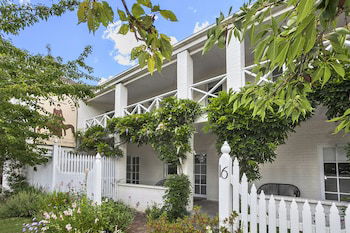 Lake Daylesford Apartments 6 - Accommodation Asia 0