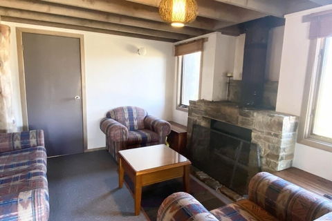 Alpine Interlude - Accommodation Guide 5