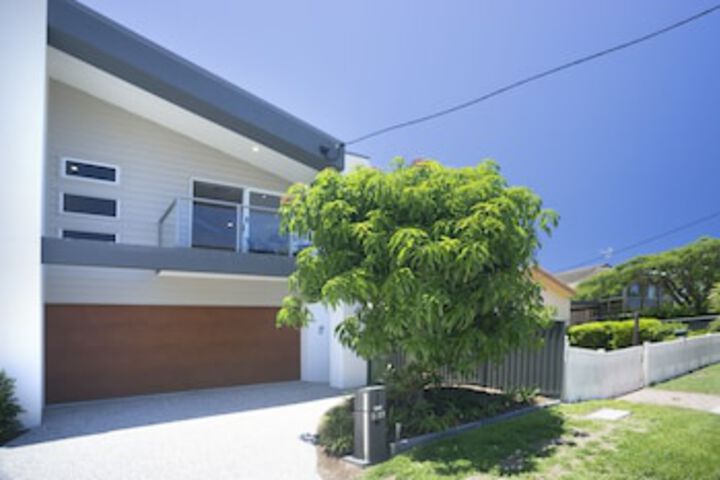 Paradise Point QLD Accommodation Guide
