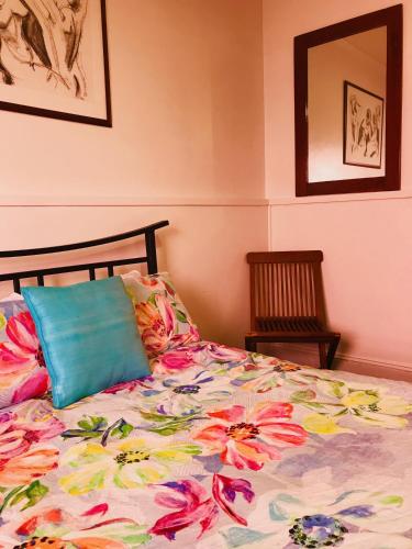 Flying Fox Backpackers - Accommodation Asia 1