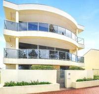 Ultimate Esplanade 3 Storey Experience WiFi - Accommodation Asia