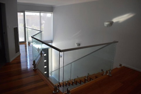 Griffith Prestige Apartments - Accommodation Guide 3