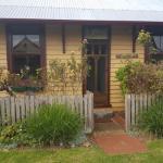 Twomeys Cottage - Accommodation Asia 0