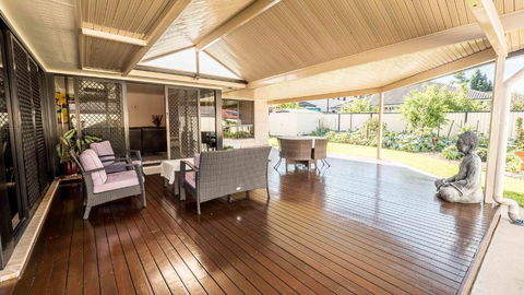 Jens Getaway - Accommodation Guide 1