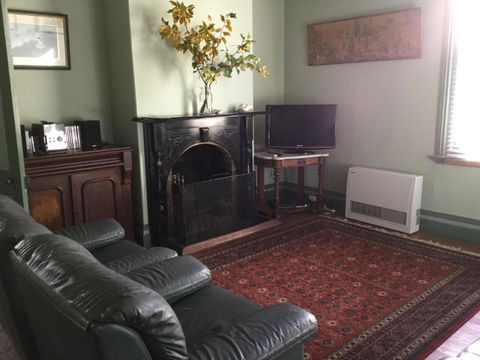 Albion Cottage - Accommodation Asia 1