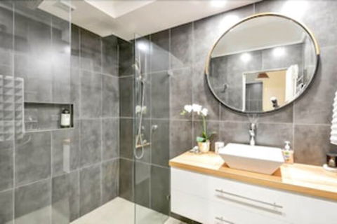 Regency Court Apartment - Accommodation Asia 5