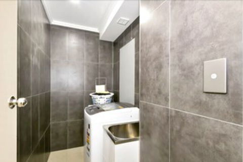 Regency Court Apartment - Accommodation Asia 1