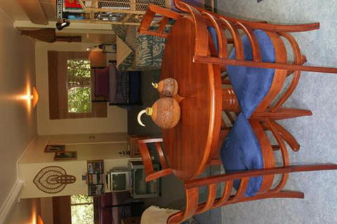 The Pond Cottage - Accommodation Guide 3