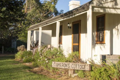Camerons Cottage - Accommodation Asia 0