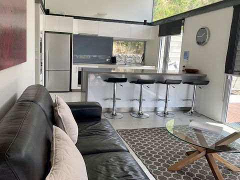 Eaglehawk Pavilions - Accommodation Guide 5