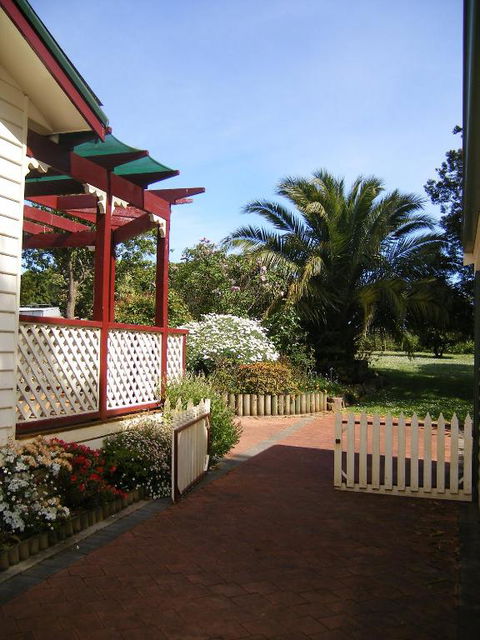 Belle Cottage - Accommodation Guide 3