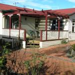 Belle Cottage - Accommodation Guide 0