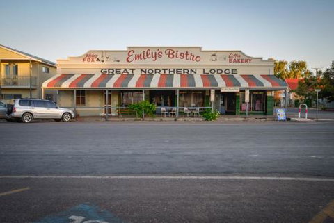 Great Northern Lodge - Accommodation Guide 5