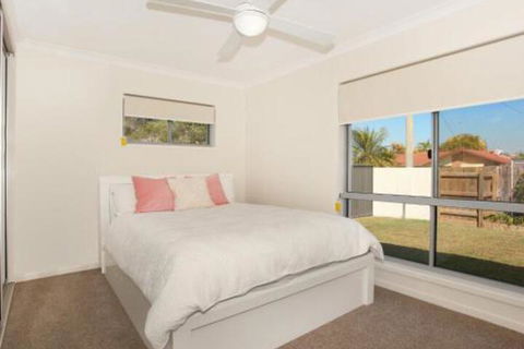 Palm 95 Modern 4 BDRM Home With Pool - Accommodation Asia 4