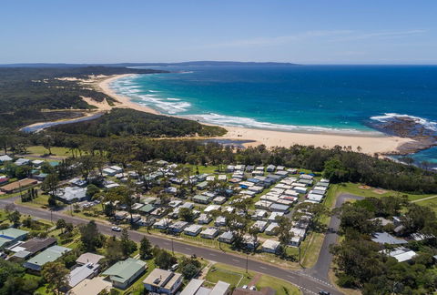 Surfside Cudmirrah Beach - Accommodation Guide 3