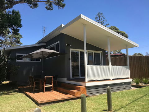 Surfside Cudmirrah Beach - Accommodation Guide 0