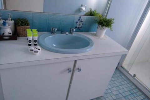 Holiday House - Accommodation Guide 7