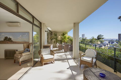 Woollahra Luxury Quiet & Central - Accommodation Guide 6