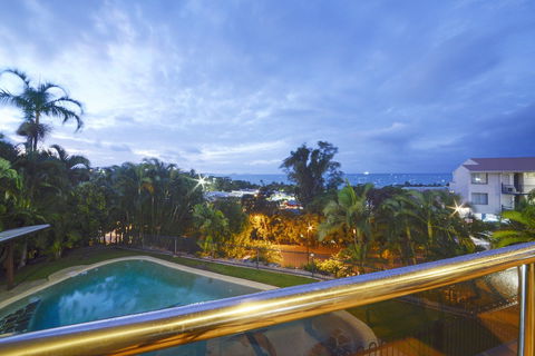 Airlie Harbour 3 Bedroom Apartment - Accommodation Asia 6
