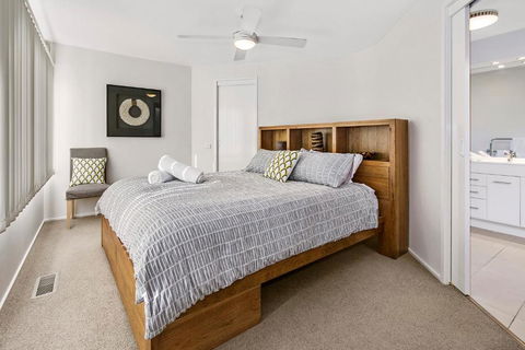 Cloud Nine - Accommodation Guide 5