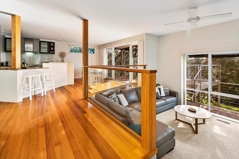 Cloud Nine - Accommodation Guide 6