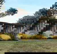 Seaview Holiday Park and  Hostel - Accommodation Guide